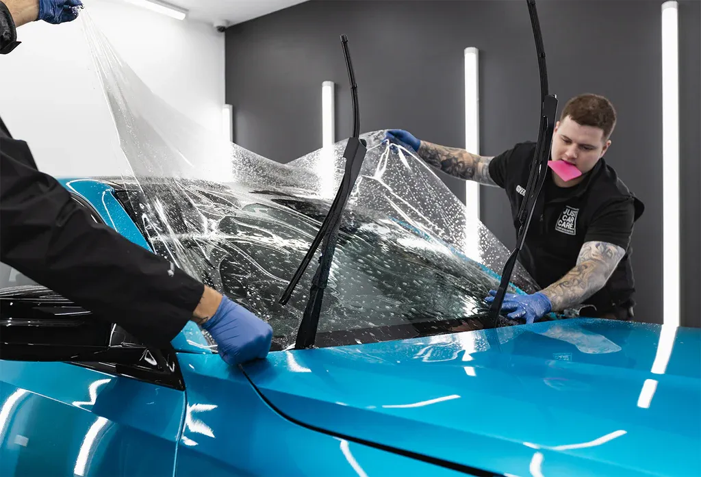 Water beading on a coated windscreen